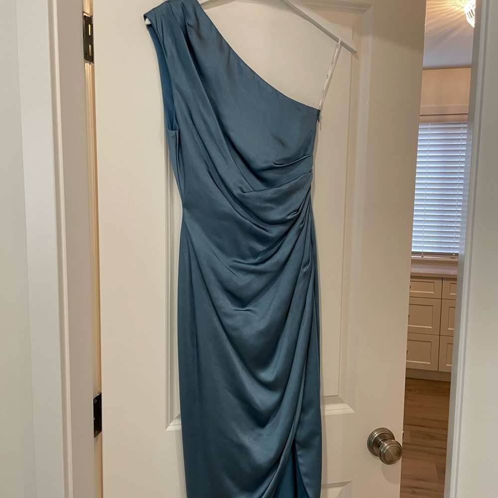 Blue Elliatt Cassini Dress